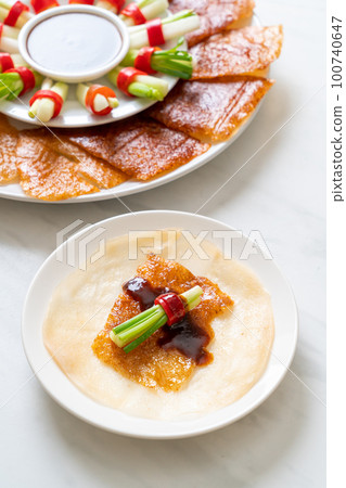 Peking Duck - Chinese food 100740647