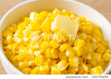 Butter corn or Sweet corn Butter corn or Sweet corn 100740894