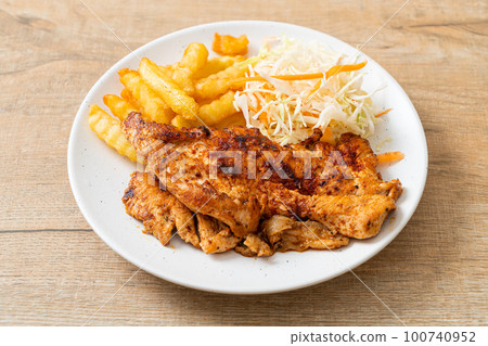 grilled spicy barbecue chicken steak 100740952