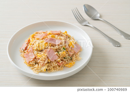 bacon ham fried rice on plate 100740989