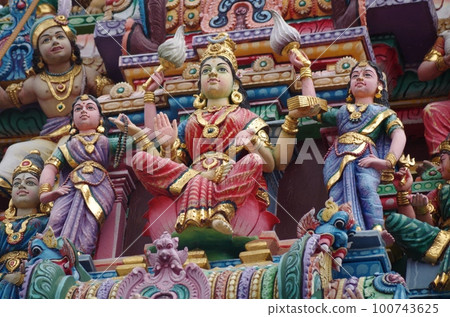 The gate of Sri Veerakaliamman Temple in Little India, Singapore 100743625