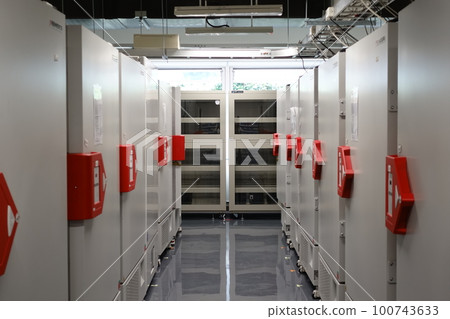 refrigerator refrigerator 100743633