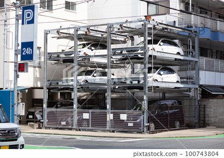 城市多層停車場 100743804