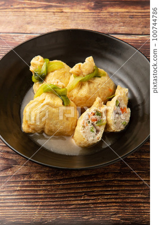 Boiled in a bag 100744786