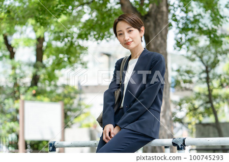 女商人刷新 100745293