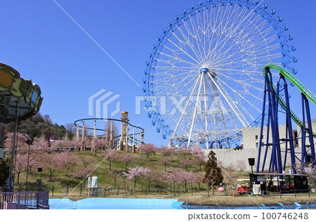遊樂園在一個晴天 遊樂園在一個晴天 100746248