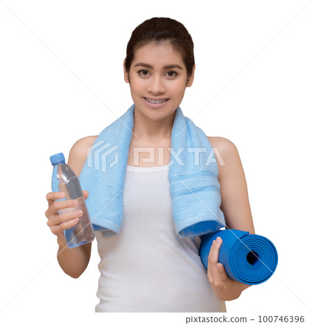 Healthy asian woman ready to exercising isolated with clipping path on white background Healthy asian woman ready to exercising isolated with clipping path on white background 100746396