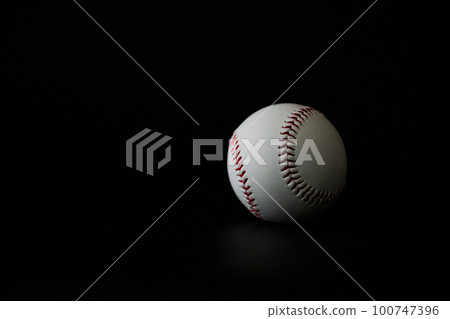 棒球棒球白球特寫運動形像素材 100747396