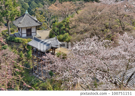 吉峰寺祖師堂和興福地藏 吉峰寺祖師堂和興福地藏 100751151
