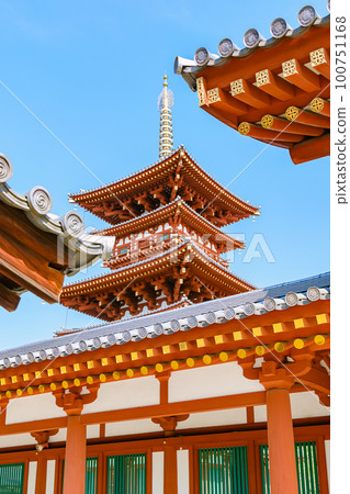 [Nara Prefecture] Nara City Yakushiji West Pagoda (Photographed on March 20, 2023) 100751168
