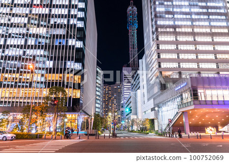 《Kanagawa Prefecture》Yokohama Minato Mirai Office Buildings All Buildings Illuminated Night View 《Kanagawa Prefecture》Yokohama Minato Mirai Office Buildings All Buildings Illuminated Night View 100752069