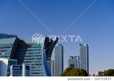 橫濱灣地區的城市景觀 橫濱灣地區的城市景觀 100753637