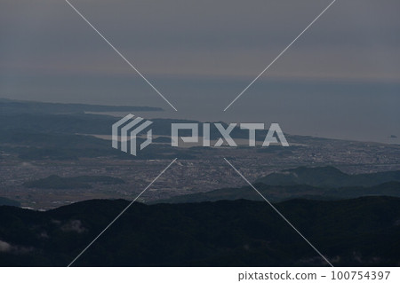 荻山 100754397