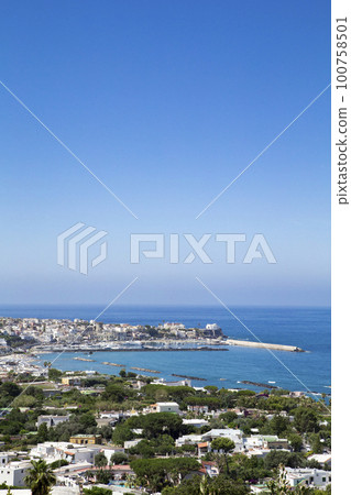 從伊斯基亞島 Belvedere di Zarro 查看 從伊斯基亞島 Belvedere di Zarro 查看 100758501