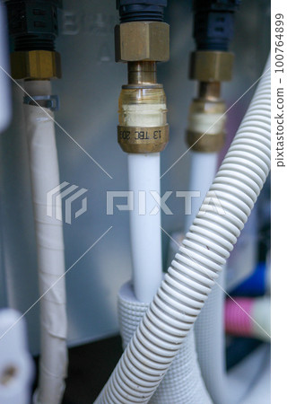 電熱水器內部管道 100764899