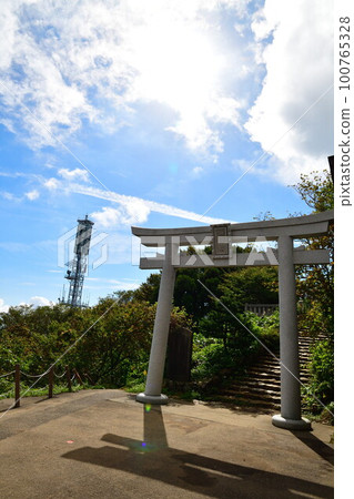 Yahiko Shrine Okunoin (Niigata) Yahiko Shrine Okunoin (Niigata) 100765328