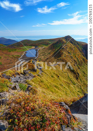 Akita-Komagatake Climbing View from the summit of Mt. Akita-Komagatake Climbing View from the summit of Mt. 100769155