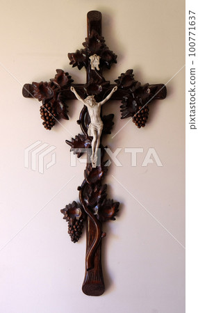 Cross in the Rectory of Saint Francis Xavier in Vugrovec, Croatia Cross in the Rectory of Saint Francis Xavier in Vugrovec, Croatia 100771637
