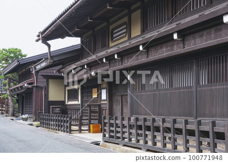 220721 old town z318 100771948