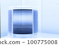 A lot of silicon wafers packed in a plastic storage box in the clean room of a semiconductor foundry ready for microchip production. 100775008