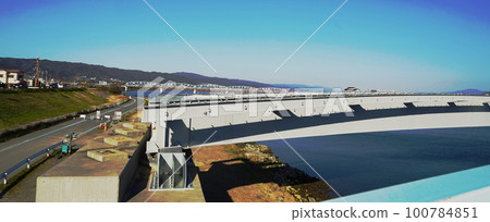 Shinkawa Nishi Bridge 100784851
