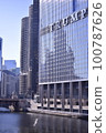 從芝加哥河市中心的風景 100787626