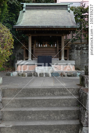 Suwa Shrine Suwa Shrine 100789257
