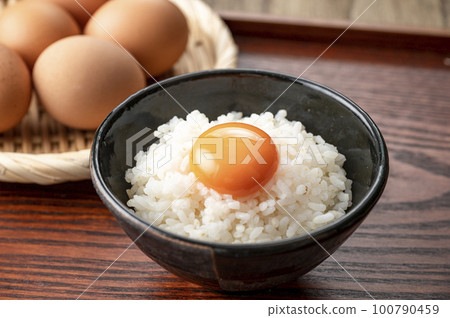 Tamagokake Gohan Raw Egg 100790459