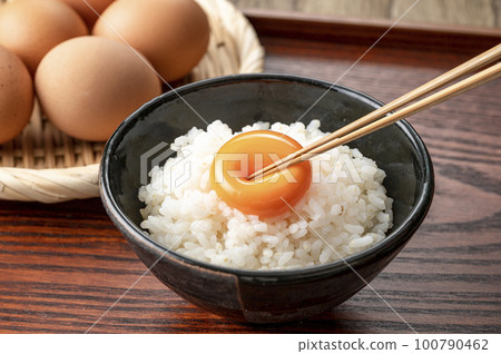 Tamagokake Gohan Raw Egg 100790462
