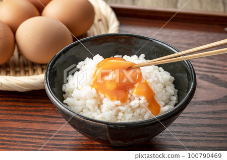 Tamagokake Gohan Raw Egg 100790469