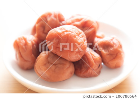 Up Umeboshi 100790564