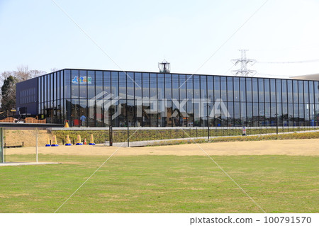 埼玉縣川口市川口高速公路綠洲和草坪廣場赤山 100791570