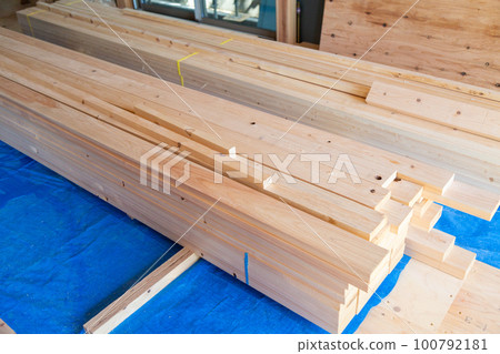 新建獨立屋木建材 新建獨立屋木建材 100792181