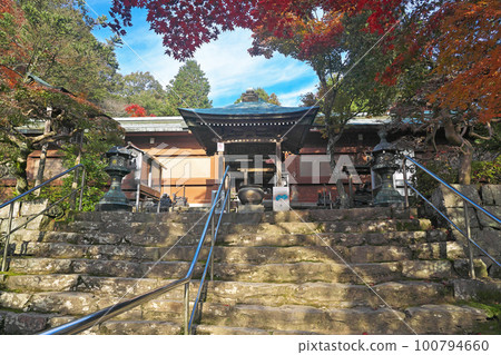 [Mt. Aomine, Senjuin, Nekoji Temple] (Shikoku Sacred Site No. 82 Temple) Nakayama Town, Takamatsu City, Kagawa Prefecture 100794660