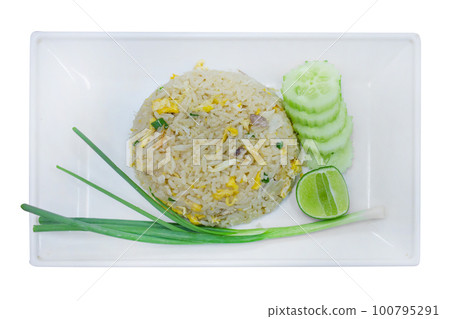 Top view of fried rice with crab Thai cuisine with lime slice, focus selective 100795291
