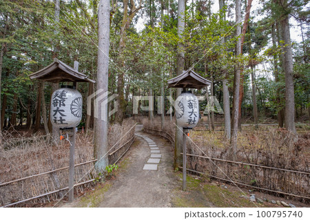 Takebe Taisha Shrine Suijinja Shrine Road Jinryo, Otsu City, Shiga Prefecture 100795740