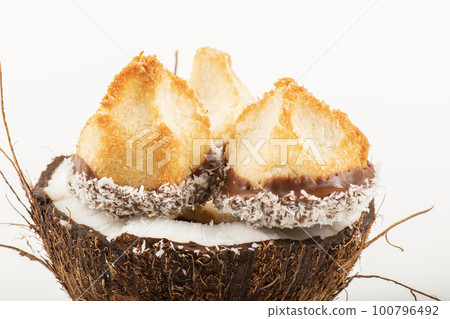 Coconut Macaroons Coconut Macaroons 100796492