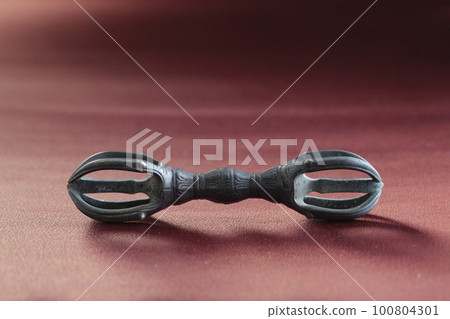 Vajra pestle (five-pronged pestle) used in ancient Buddhism Esoteric Buddhism. 100804301