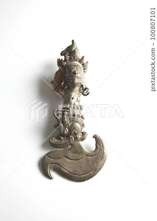 藏傳佛教金剛杵 Dorje Bajera Rare Bato Guanyin Kartari (axe) 100807101