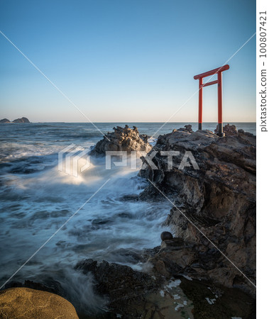 Morning on Benten Island on Hatachi Beach, Iwaki City, Fukushima Prefecture Morning on Benten Island on Hatachi Beach, Iwaki City, Fukushima Prefecture 100807421