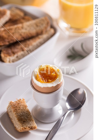 Boiled egg 100811129