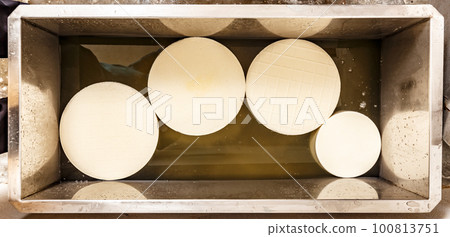 Cheese manufacturing process Cheese manufacturing process 100813751