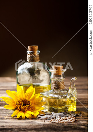 Two oil bottle 100813765