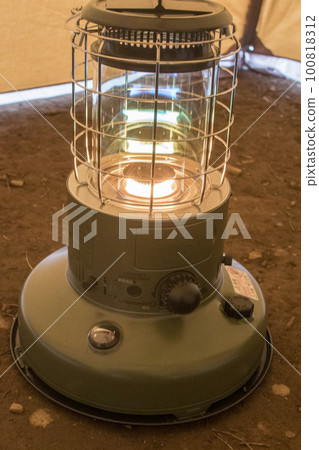 A convection oil stove that makes winter camping comfortable A convection oil stove that makes winter camping comfortable 100818312