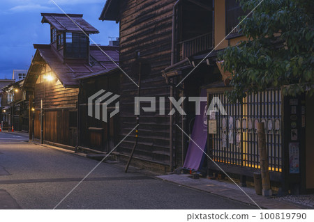 220821 Sanmachi g042 220821 Sanmachi g042 100819790