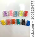 Colorful bear made of resin 100820477