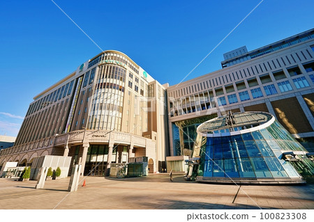 Sapporo Station South Exit and Daimaru Sapporo Store Sapporo Station South Exit and Daimaru Sapporo Store 100823308