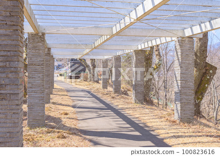 Passage that connects Degoichi and the observatory [Kojinyama Sports Park] 100823616