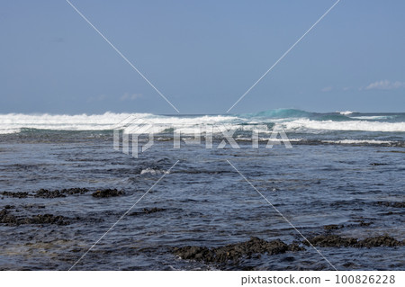 Atlantic ocean waves, Fuerteventura Atlantic ocean waves, Fuerteventura 100826228