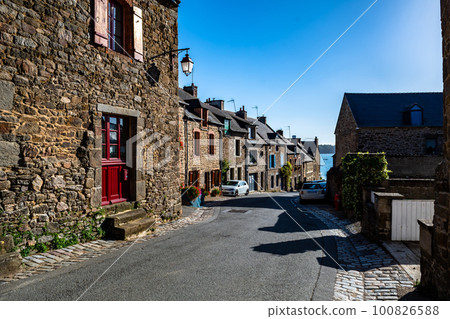 Breton Village Saint Suliac And Atlantic Coast In Department Ille et Vilaine In Brittany, France Breton Village Saint Suliac And Atlantic Coast In Department Ille et Vilaine In Brittany, France 100826588